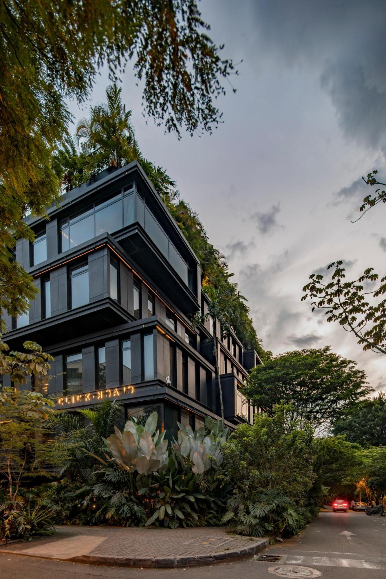 The Click Clack Hotel Medellín Exteriér fotografie The Standard, Bangkok
