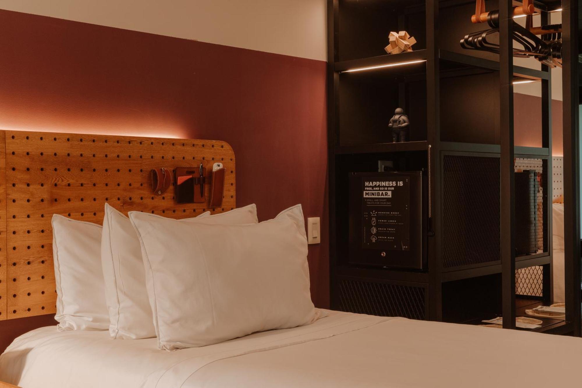 The Click Clack Hotel Medellín Exteriér fotografie A room at the hotel