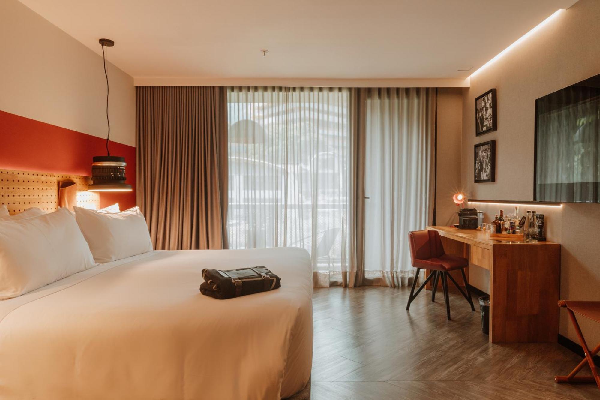 The Click Clack Hotel Medellín Exteriér fotografie A room at the hotel